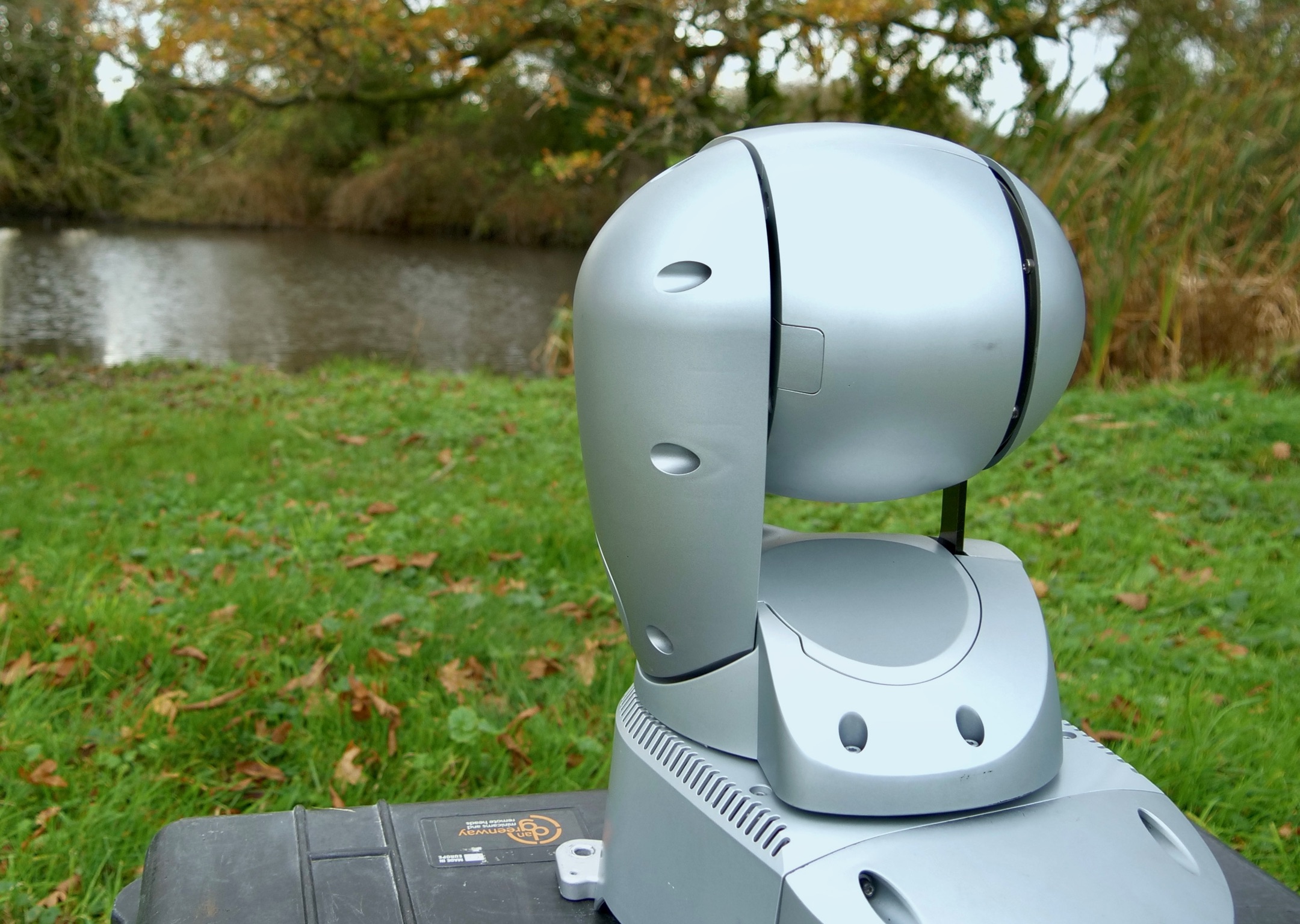 Panasonic AW-UR100 weatherproof PTZ - Image 3