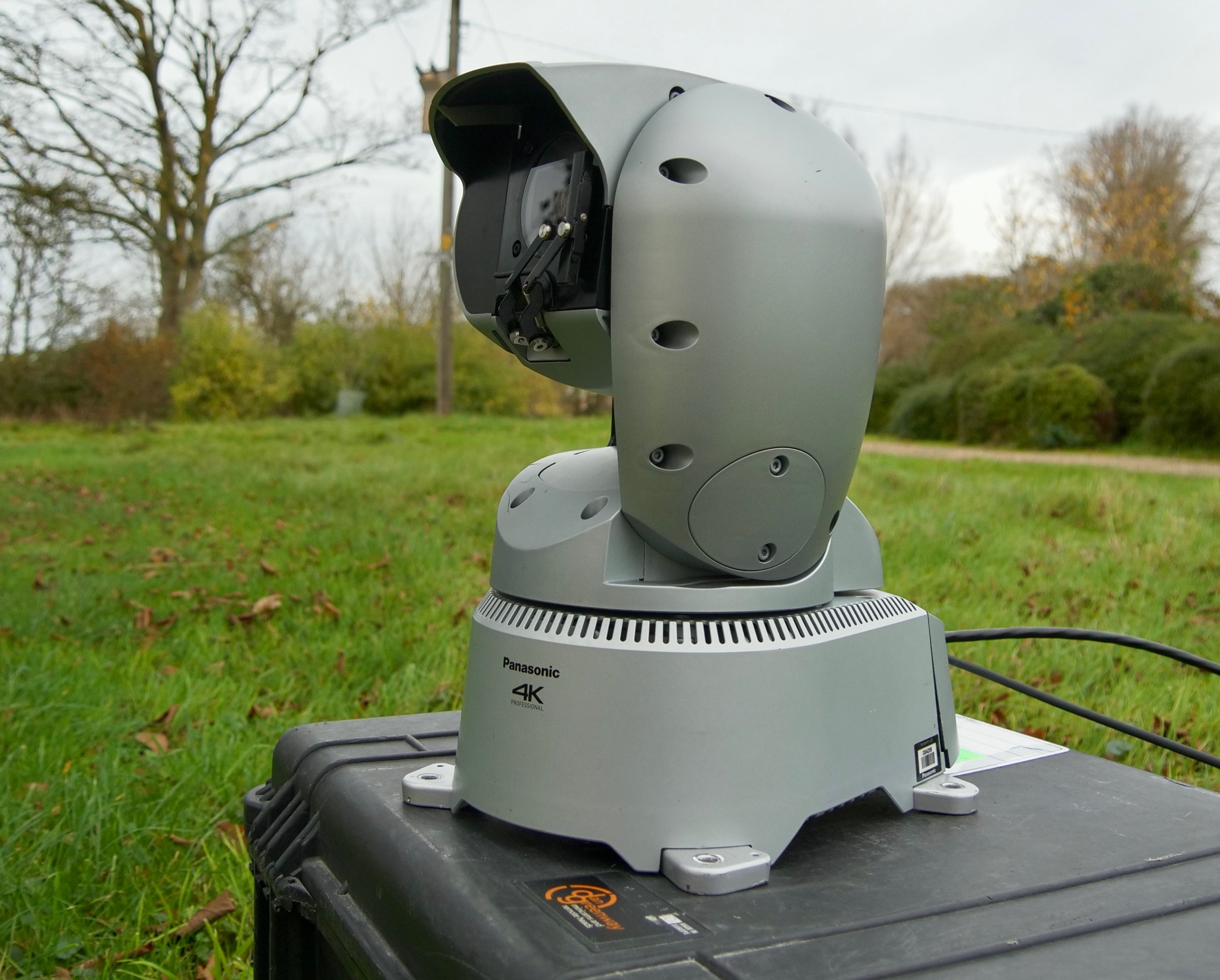 Panasonic AW-UR100 weatherproof PTZ - Image 2